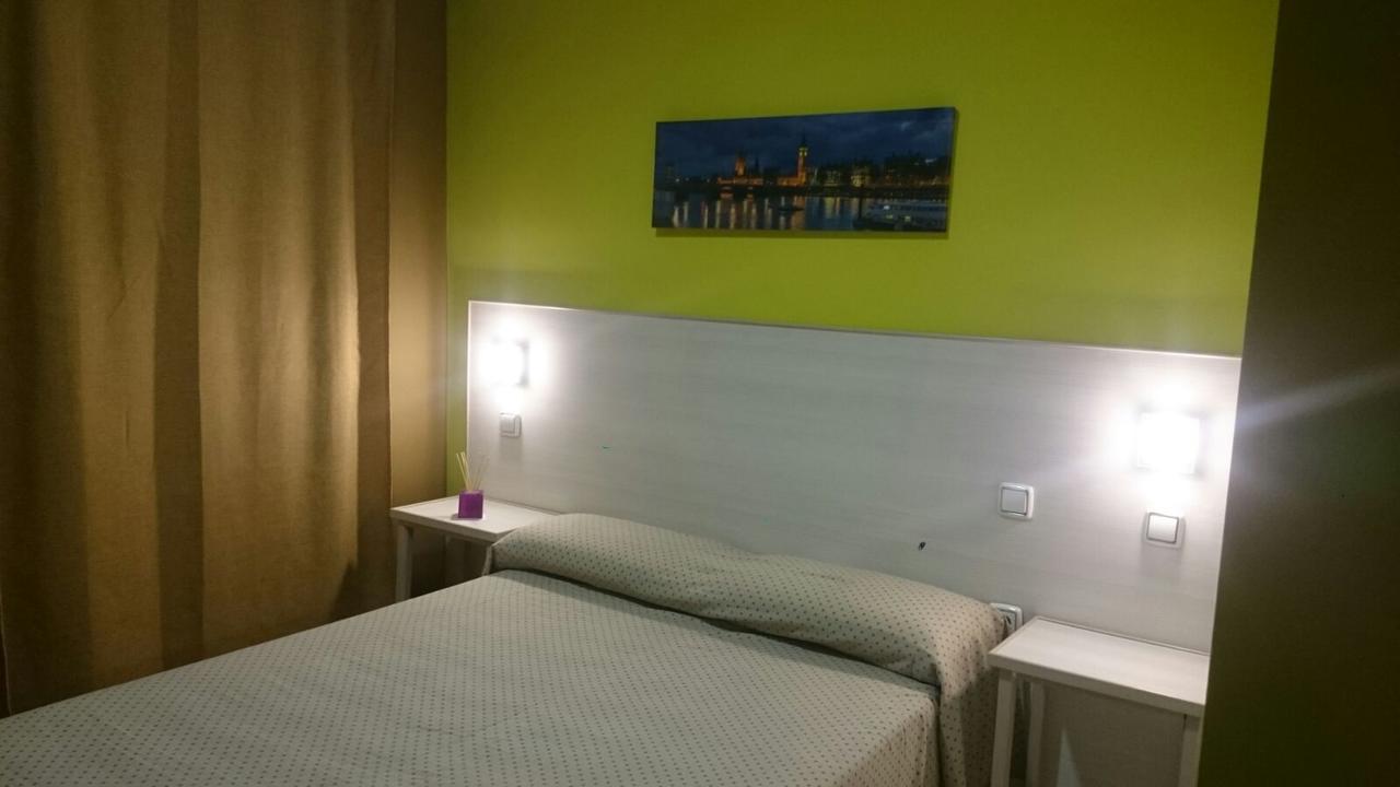 ולייה דה סן אנטוניו Hostal Ds מראה חיצוני תמונה